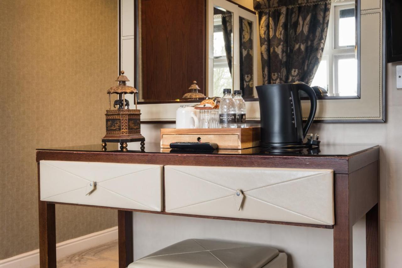 The Howbeck & The Retreat Incl Off-Site Health Club And Parking Ev Point Available 温德米尔 外观 照片